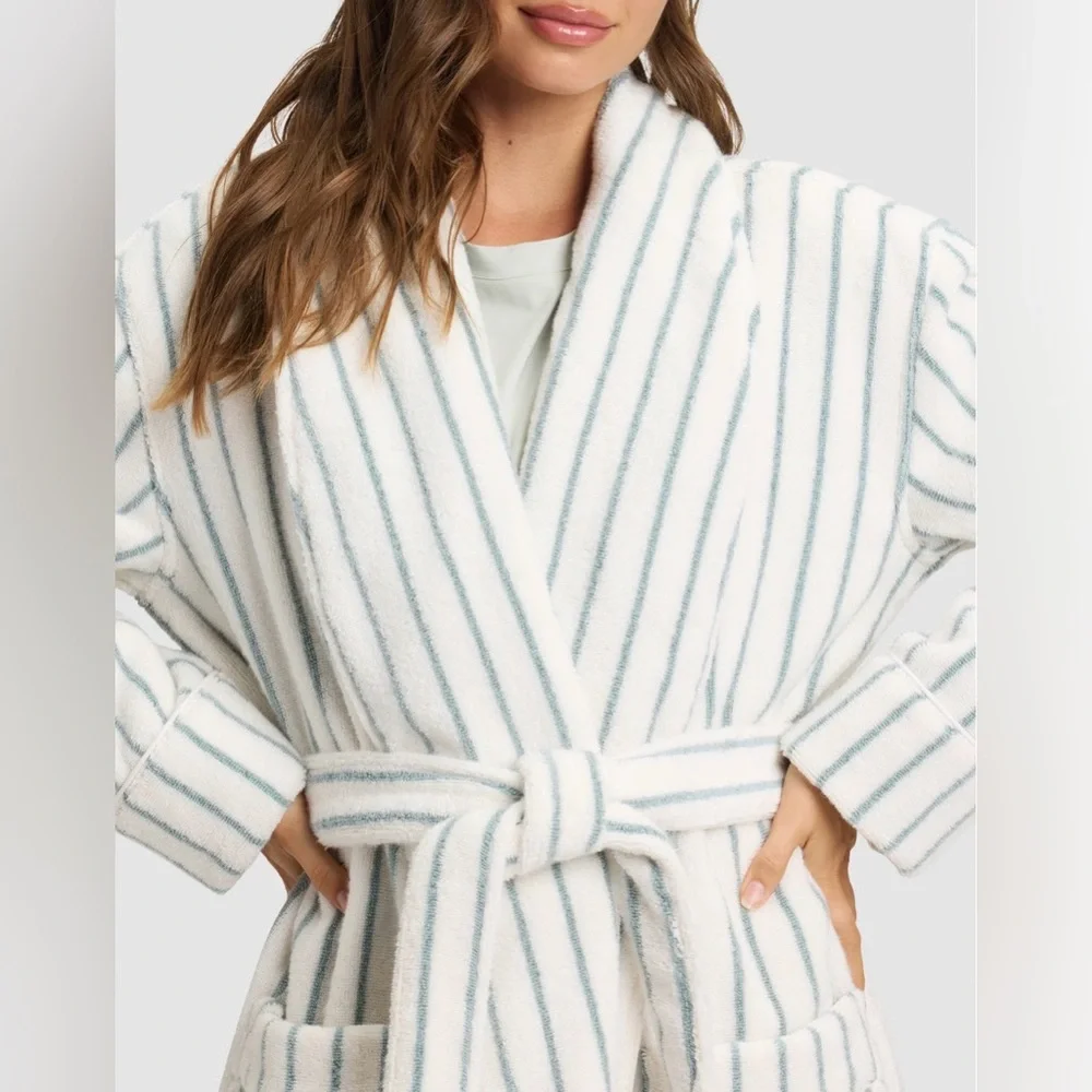 Cozy Earth Luxe Bath Robe Brook Stripe - Picture 3 of 5